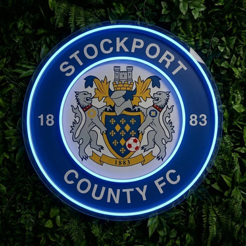 Letrero de neón del escudo de Stockport County FC