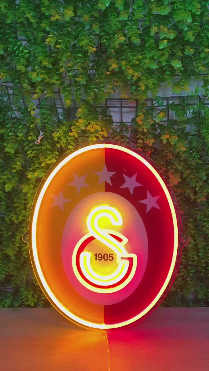 Luz de neón del Galatasaray